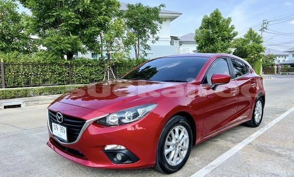 ซื้อ รถมือสอง Mazda Mazda 3 สีแดง รถยนต์ ใน %{เมือง} ใน กรุงเทพมหานคร