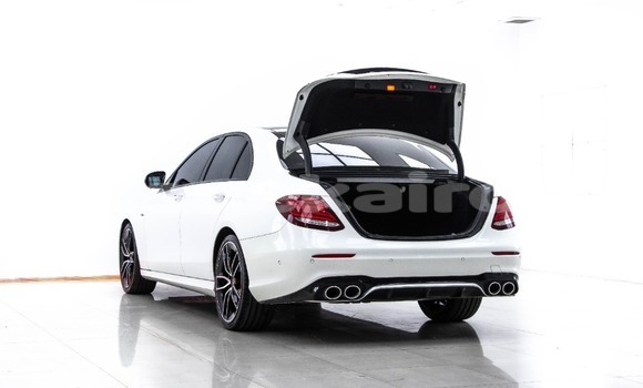 Buy Used Mercedes‒Benz E–Class White Car in Bangkok in Bangkok Buy Used Mercedes‒Benz E–Class White Car in Bangkok in Bangkok