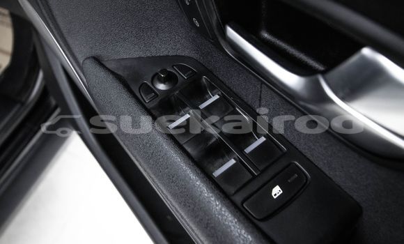 Buy Used Land Rover Range Rover Evoque Black Car in Bangkok in Bangkok Buy Used Land Rover Range Rover Evoque Black Car in Bangkok in Bangkok