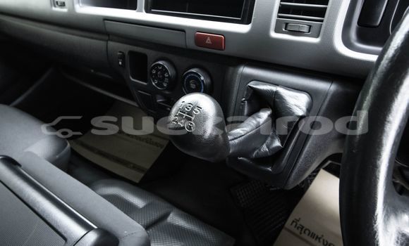 Buy Used Toyota Commuter Other Car in Bangkok in Bangkok Buy Used Toyota Commuter Other Car in Bangkok in Bangkok