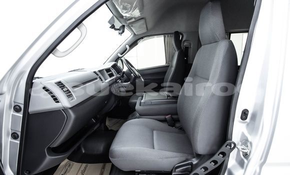 Buy Used Toyota Commuter Other Car in Bangkok in Bangkok Buy Used Toyota Commuter Other Car in Bangkok in Bangkok