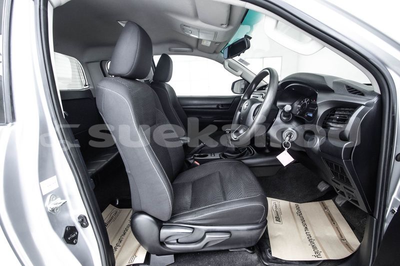 Big with watermark toyota hiluxe revo bangkok bangkok 62073