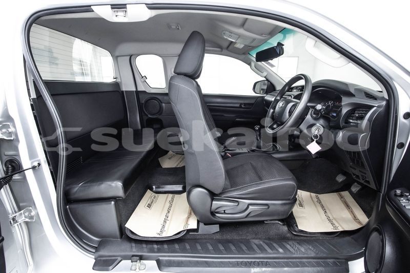 Big with watermark toyota hiluxe revo bangkok bangkok 62073