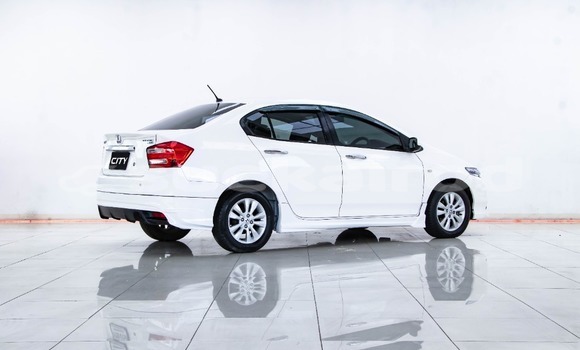 Buy Used Honda City White Car in Bangkok in Bangkok Buy Used Honda City White Car in Bangkok in Bangkok
