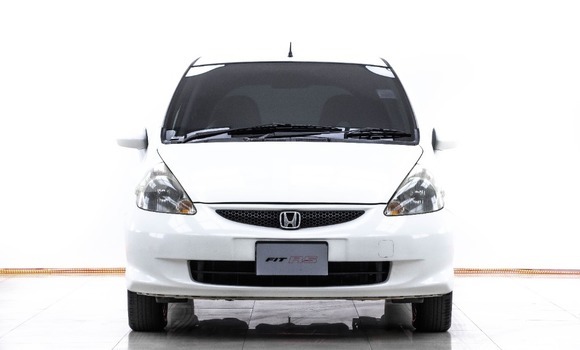 Buy Used Honda Jazz White Car in Bangkok in Bangkok Buy Used Honda Jazz White Car in Bangkok in Bangkok