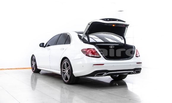 Buy Used Mercedes‒Benz E–Class White Car in Bangkok in Bangkok Buy Used Mercedes‒Benz E–Class White Car in Bangkok in Bangkok