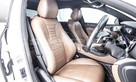 Buy Used Mercedes‒Benz E–Class White Car in Bangkok in Bangkok Buy Used Mercedes‒Benz E–Class White Car in Bangkok in Bangkok