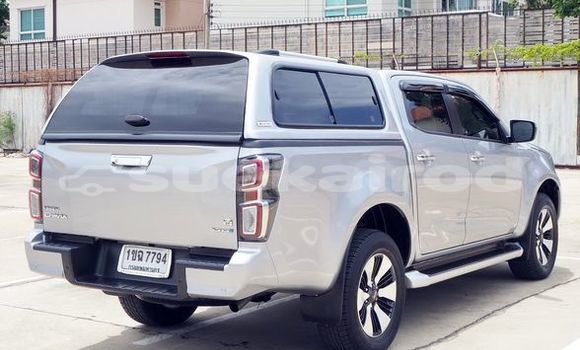 Buy Used Isuzu D-Max Silver Car in Bangkok in Bangkok Buy Used Isuzu D-Max Silver Car in Bangkok in Bangkok