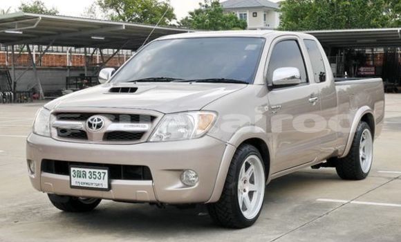 ซื้อ รถมือสอง Toyota Hiluxe VIGO เงิน รถยนต์ ใน %{เมือง} ใน กรุงเทพมหานคร