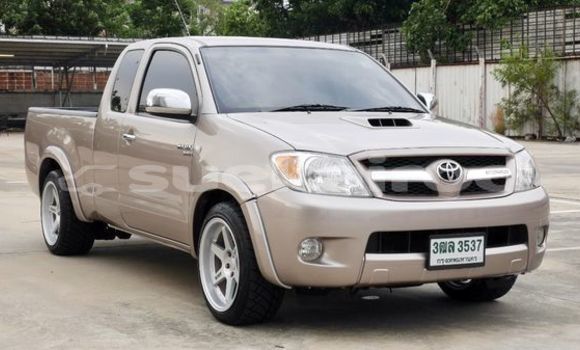 Buy Used Toyota Hiluxe VIGO Silver Car in Bangkok in Bangkok Buy Used Toyota Hiluxe VIGO Silver Car in Bangkok in Bangkok