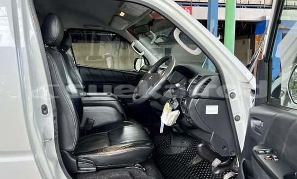 ซื้อ รถมือสอง Toyota Ventury ขาว รถยนต์ ใน %{เมือง} ใน กรุงเทพมหานคร ซื้อ รถมือสอง Toyota Ventury ขาว รถยนต์ ใน %{เมือง} ใน กรุงเทพมหานคร