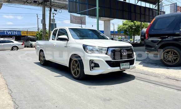 ซื้อ รถมือสอง Toyota Hiluxe Revo ขาว รถยนต์ ใน %{เมือง} ใน กรุงเทพมหานคร ซื้อ รถมือสอง Toyota Hiluxe Revo ขาว รถยนต์ ใน %{เมือง} ใน กรุงเทพมหานคร