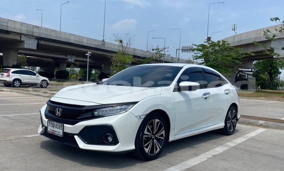 ซื้อ รถมือสอง Honda Civic ขาว รถยนต์ ใน %{เมือง} ใน กรุงเทพมหานคร