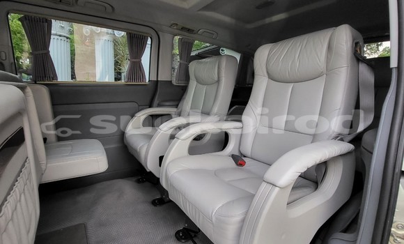 Buy Used Mercedes-Benz Vito Silver Car in Bangkok in Bangkok Buy Used Mercedes-Benz Vito Silver Car in Bangkok in Bangkok