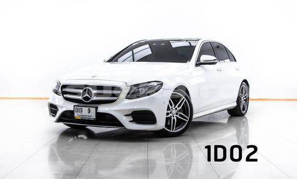 Buy Used Mercedes-Benz E-Classe White Car in Bangkok in Bangkok Buy Used Mercedes-Benz E-Classe White Car in Bangkok in Bangkok