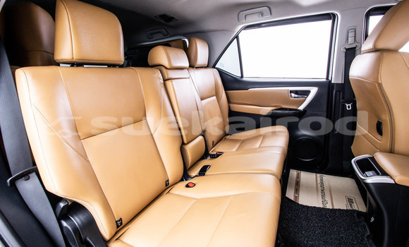 Buy Used Toyota Fortuner White Car in Bangkok in Bangkok Buy Used Toyota Fortuner White Car in Bangkok in Bangkok