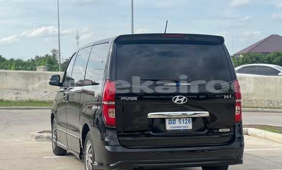 Buy Used Hyundai H1 Black Car in Bangkok in Bangkok Buy Used Hyundai H1 Black Car in Bangkok in Bangkok