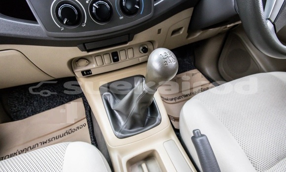 Buy Used Toyota Hiluxe VIGO White Car in Bangkok in Bangkok Buy Used Toyota Hiluxe VIGO White Car in Bangkok in Bangkok