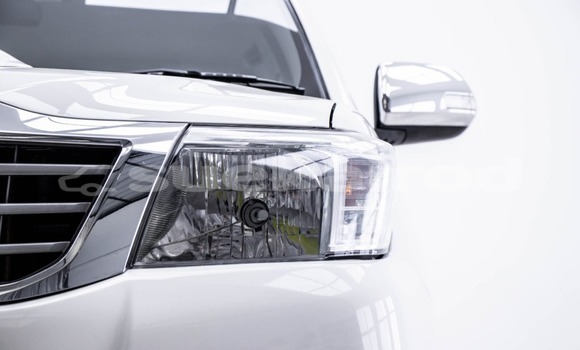 Buy Used Toyota Hiluxe VIGO White Car in Bangkok in Bangkok Buy Used Toyota Hiluxe VIGO White Car in Bangkok in Bangkok