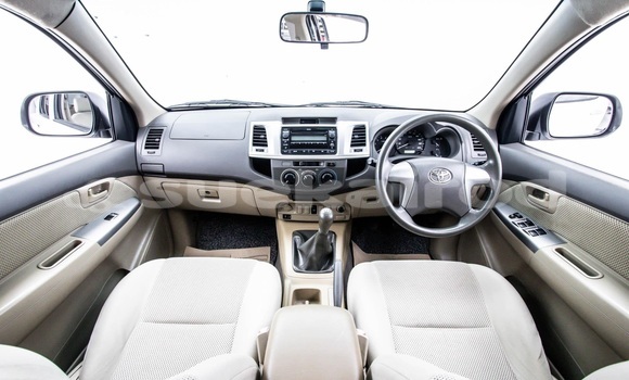 Buy Used Toyota Hiluxe VIGO White Car in Bangkok in Bangkok Buy Used Toyota Hiluxe VIGO White Car in Bangkok in Bangkok