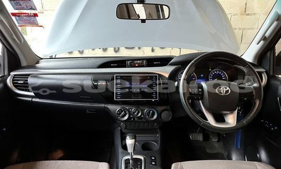 ซื้อ รถมือสอง Toyota Hiluxe Revo เงิน รถยนต์ ใน %{เมือง} ใน กรุงเทพมหานคร ซื้อ รถมือสอง Toyota Hiluxe Revo เงิน รถยนต์ ใน %{เมือง} ใน กรุงเทพมหานคร