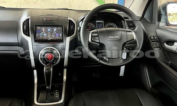 ซื้อ รถมือสอง Isuzu D-Max เงิน รถยนต์ ใน %{เมือง} ใน กรุงเทพมหานคร ซื้อ รถมือสอง Isuzu D-Max เงิน รถยนต์ ใน %{เมือง} ใน กรุงเทพมหานคร