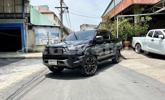 ซื้อ รถมือสอง Toyota Hiluxe Revo สีดำ รถยนต์ ใน %{เมือง} ใน กรุงเทพมหานคร