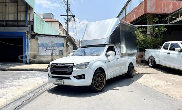 ซื้อ รถมือสอง Isuzu D-Max ขาว รถยนต์ ใน %{เมือง} ใน กรุงเทพมหานคร