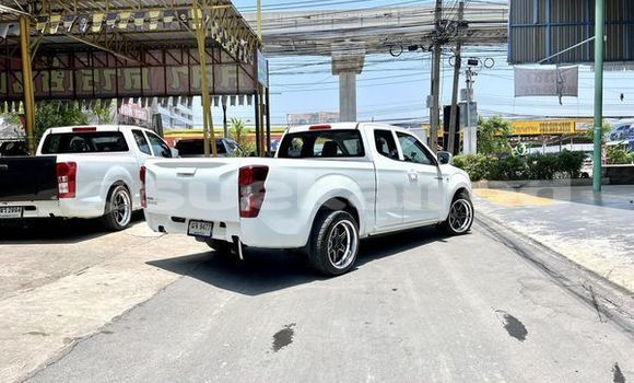 ซื้อ รถมือสอง Isuzu D-Max ขาว รถยนต์ ใน %{เมือง} ใน กรุงเทพมหานคร ซื้อ รถมือสอง Isuzu D-Max ขาว รถยนต์ ใน %{เมือง} ใน กรุงเทพมหานคร