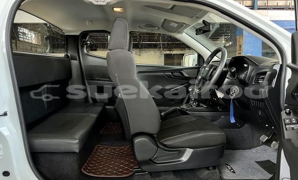 ซื้อ รถมือสอง Isuzu D-Max ขาว รถยนต์ ใน %{เมือง} ใน กรุงเทพมหานคร ซื้อ รถมือสอง Isuzu D-Max ขาว รถยนต์ ใน %{เมือง} ใน กรุงเทพมหานคร