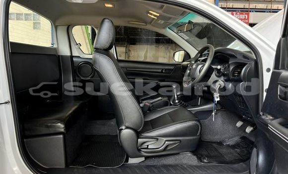 ซื้อ รถมือสอง Toyota Hiluxe Revo ขาว รถยนต์ ใน %{เมือง} ใน กรุงเทพมหานคร ซื้อ รถมือสอง Toyota Hiluxe Revo ขาว รถยนต์ ใน %{เมือง} ใน กรุงเทพมหานคร