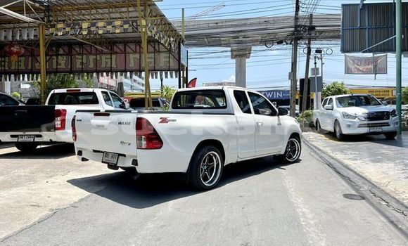 ซื้อ รถมือสอง Toyota Hiluxe Revo ขาว รถยนต์ ใน %{เมือง} ใน กรุงเทพมหานคร ซื้อ รถมือสอง Toyota Hiluxe Revo ขาว รถยนต์ ใน %{เมือง} ใน กรุงเทพมหานคร