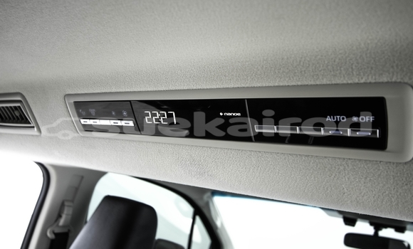 Buy Used Toyota Matrix White Car in Bangkok in Bangkok Buy Used Toyota Matrix White Car in Bangkok in Bangkok