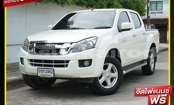 Buy Used Isuzu D-Max White Car in Bangkok in Bangkok