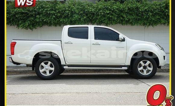 Buy Used Isuzu D-Max White Car in Bangkok in Bangkok Buy Used Isuzu D-Max White Car in Bangkok in Bangkok