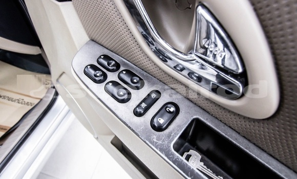 ซื้อ รถมือสอง Ford Escape อื่น ๆ รถยนต์ ใน %{เมือง} ใน กรุงเทพมหานคร ซื้อ รถมือสอง Ford Escape อื่น ๆ รถยนต์ ใน %{เมือง} ใน กรุงเทพมหานคร