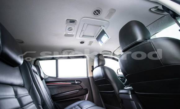 Buy Used Isuzu MU-X White Car in Bangkok in Bangkok Buy Used Isuzu MU-X White Car in Bangkok in Bangkok