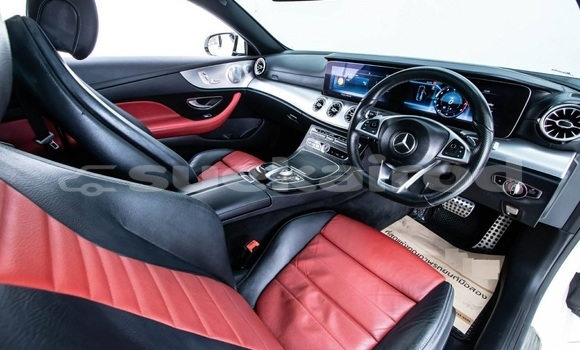 Buy Used Mercedes‒Benz E–Class White Car in Bangkok in Bangkok Buy Used Mercedes‒Benz E–Class White Car in Bangkok in Bangkok