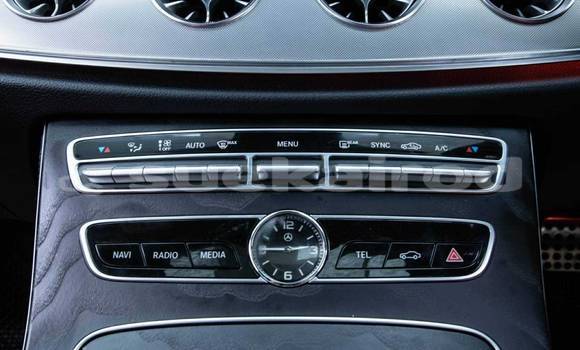 Buy Used Mercedes‒Benz E–Class White Car in Bangkok in Bangkok Buy Used Mercedes‒Benz E–Class White Car in Bangkok in Bangkok