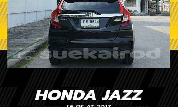 ซื้อ รถมือสอง Honda Jazz สีดำ รถยนต์ ใน %{เมือง} ใน กรุงเทพมหานคร ซื้อ รถมือสอง Honda Jazz สีดำ รถยนต์ ใน %{เมือง} ใน กรุงเทพมหานคร