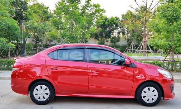 ซื้อ รถมือสอง Mitsubishi Attrage สีแดง รถยนต์ ใน %{เมือง} ใน กรุงเทพมหานคร ซื้อ รถมือสอง Mitsubishi Attrage สีแดง รถยนต์ ใน %{เมือง} ใน กรุงเทพมหานคร