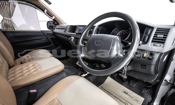 Buy Used Toyota Commuter Other Car in Bangkok in Bangkok Buy Used Toyota Commuter Other Car in Bangkok in Bangkok