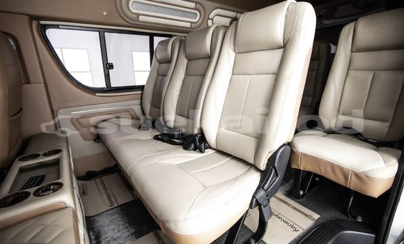 Buy Used Toyota Commuter Other Car in Bangkok in Bangkok Buy Used Toyota Commuter Other Car in Bangkok in Bangkok