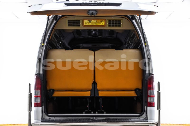 Big with watermark toyota commuter bangkok bangkok 62203