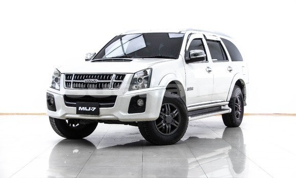 Buy Used Isuzu MU-7 White Car in Bangkok in Bangkok