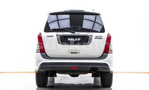 Buy Used Isuzu MU-7 White Car in Bangkok in Bangkok Buy Used Isuzu MU-7 White Car in Bangkok in Bangkok