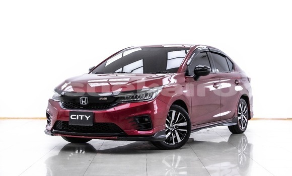 ซื้อ รถมือสอง Honda City สีแดง รถยนต์ ใน %{เมือง} ใน กรุงเทพมหานคร