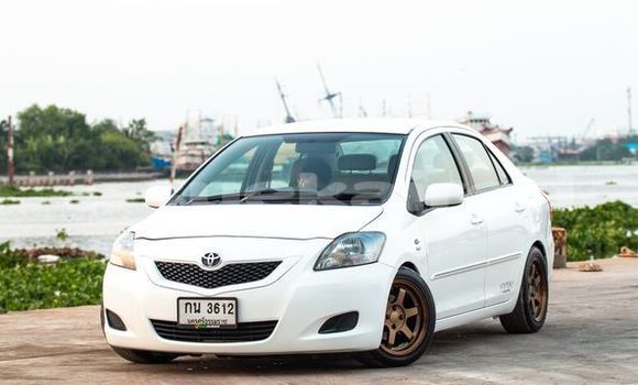Buy Used Toyota Vios White Car in Samut Sakhon in Samut Sakhon
