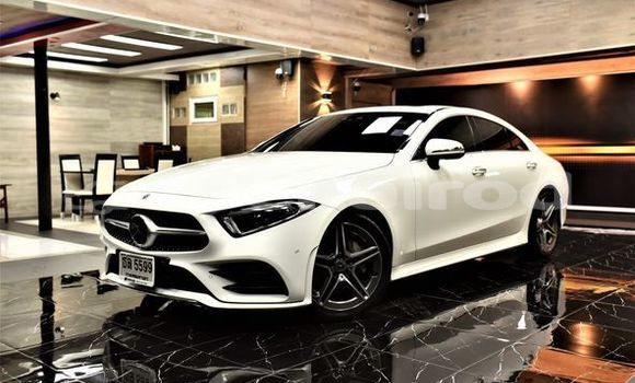 ซื้อ รถมือสอง Mercedes-Benz CLS-klasse ขาว รถยนต์ ใน %{เมือง} ใน กรุงเทพมหานคร ซื้อ รถมือสอง Mercedes-Benz CLS-klasse ขาว รถยนต์ ใน %{เมือง} ใน กรุงเทพมหานคร