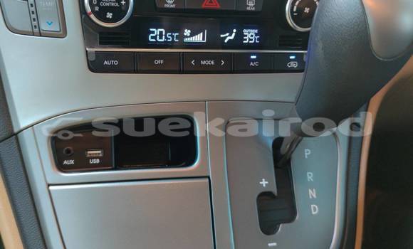 Buy Used Hyundai H1 Black Car in Bangkok in Bangkok Buy Used Hyundai H1 Black Car in Bangkok in Bangkok
